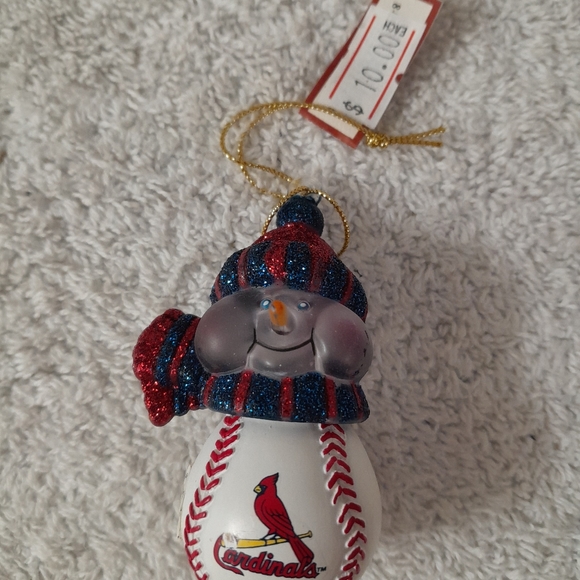St Louis Cardinals snowman ornament 1" - Picture 2 of 6